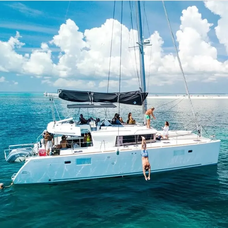 Couple’s Paradise Sailing